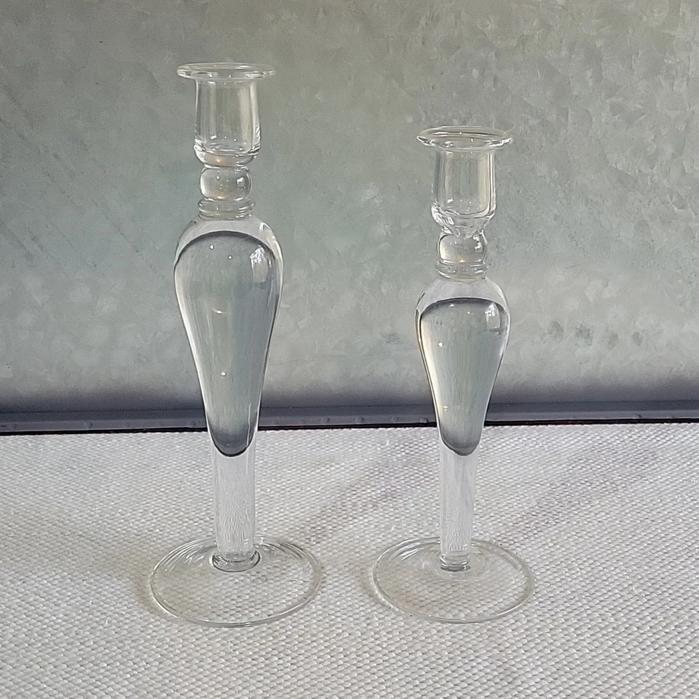 Beautiful vintage heavy glass candlesticks 10